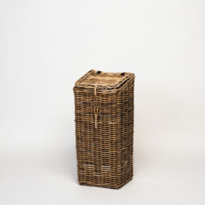 Cesto porta biancheria in giunco con coperchio