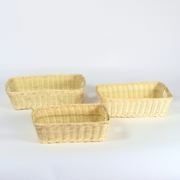 Serie di cesti rettangolari in rattan