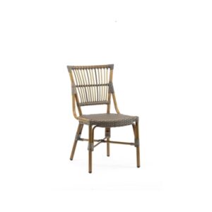 Sedia in alluminio e giunco sintetico